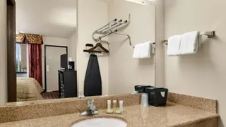 Super 8 Fort Worth - Downtown Area Hotel
