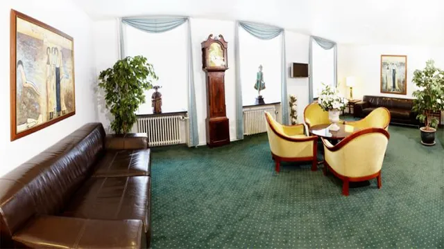 Crowne Plaza Hotel Qingdao photo 2