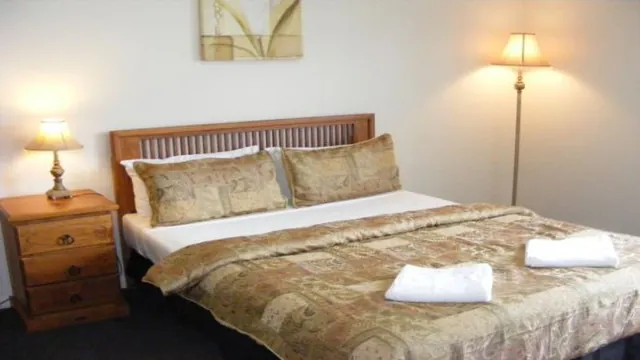 FV 4006 Apartments Brisbane photo 3