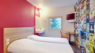hotelF1 Compiègne