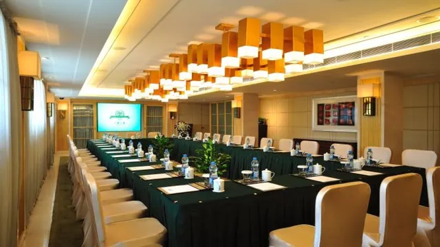Hilton Singapore Orchard photo 2