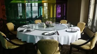 The Fullerton Hotel