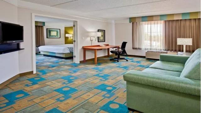 Loisir Hotel Naha Okinawa photo 2