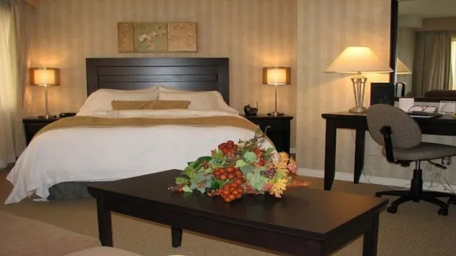 Delta Regina Hotel photo 2