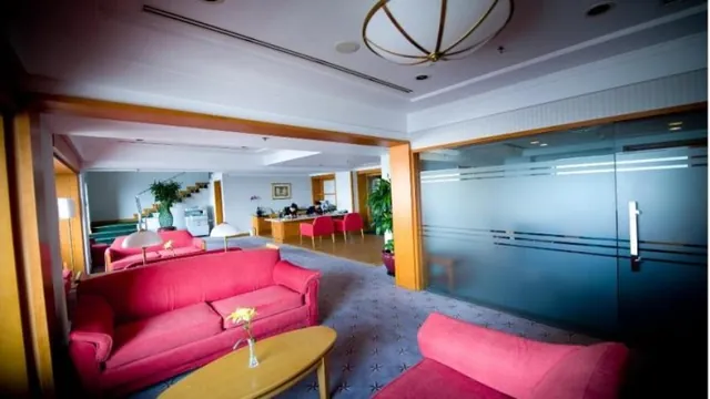 Zhongshan Hotel Dalian photo 2