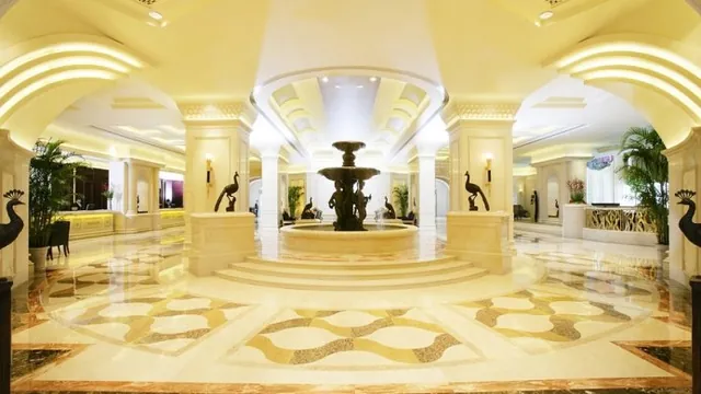 Grand Hotel De La Grotte Lourdes photo 2