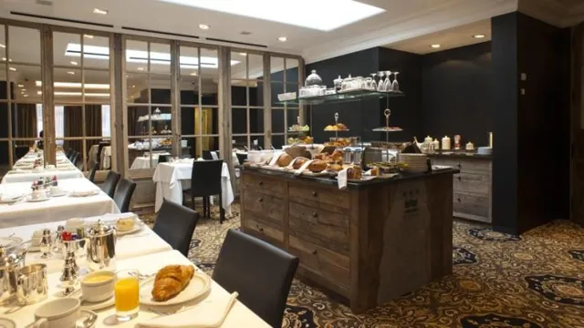 Hotel & Restaurant Le Canberra Cannes photo 3