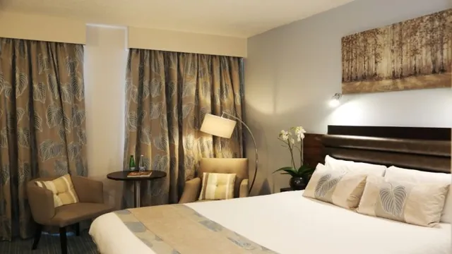 Jurys Inn London Heathrow photo 2