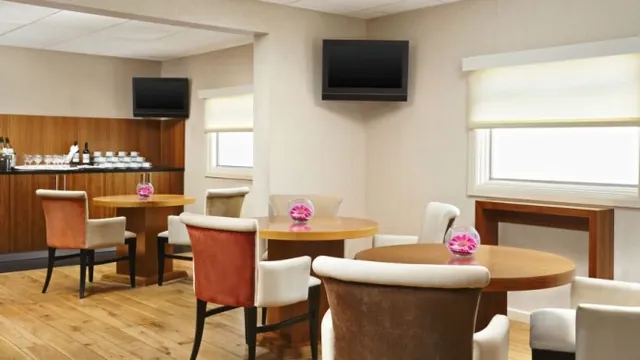 Jurys Inn London Heathrow photo 3
