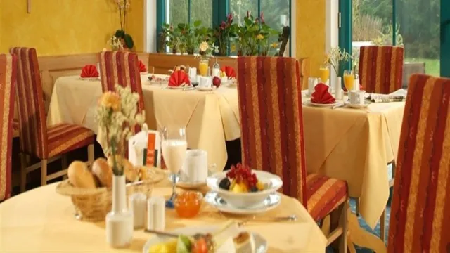 Hôtel Continental Le Conti photo 3