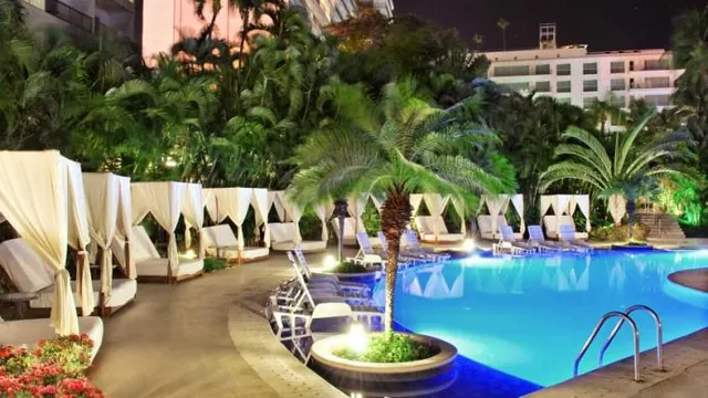Hotel Emporio Acapulco photo 2