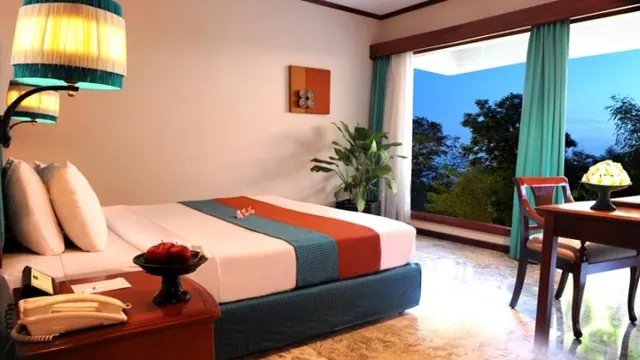 White Rose Bali Hotel & Villas photo 4