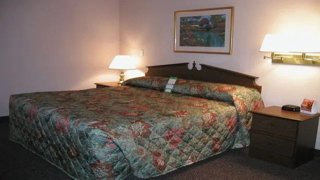 Holiday Inn Berlin City Centre East photo 2