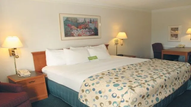 La Quinta Inn Denver Westminster Mall photo 1