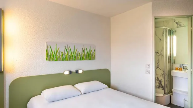 Days Inn by Wyndham Fort Wright Cincinnati Area photo 5