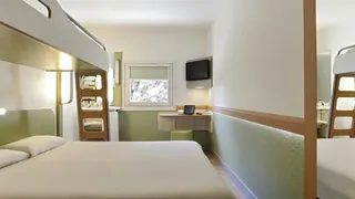 Days Inn by Wyndham Frederick