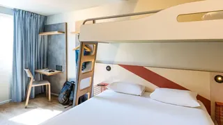 Days Inn by Wyndham Freeport