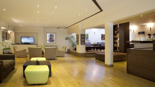 Hermes Hotel photo 1