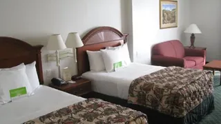 La Quinta Inn & Suites Dallas Arlington North