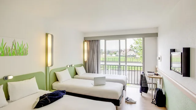 Ibis budget Pau Lescar photo 1