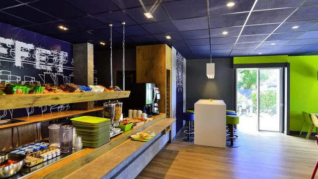 Ibis budget Pau Lescar photo 11