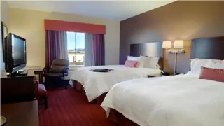 Travelodge by Wyndham Phoenix North