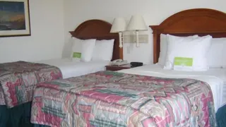 La Quinta Inn & Suites San Antonio Airport