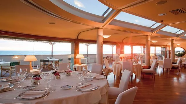 Plaza e de Russie Hotel Viareggio photo 2