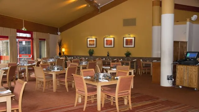 Abingdon Four Pillars Hotel Oxford photo 2