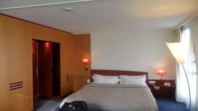 Adagio City Aparthotel Marseille Prado Plage photo 2