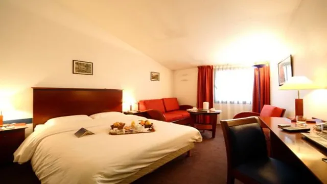 Espresso Hotel & Conference Centre Montreal photo 3