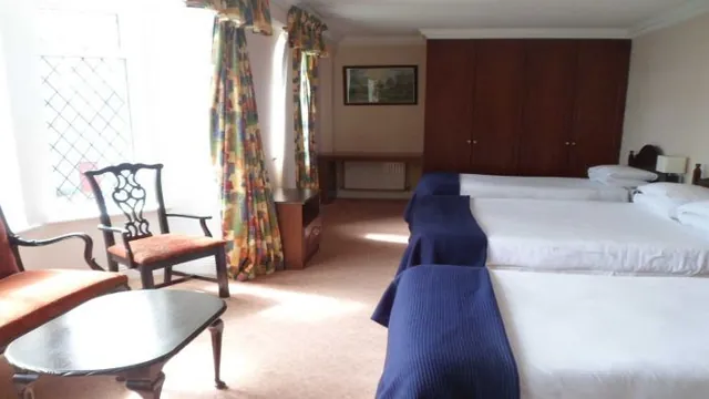 Burren Castle Hotel Lisdoonvarna photo 2