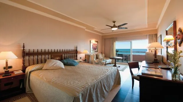 Elba Gran Hotel Estepona Thalasso Spa photo 1