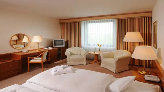 Tryp Hotel Dusseldorf Airport photo 3