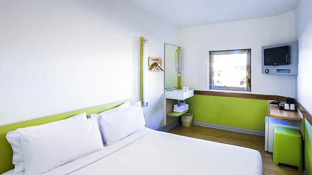 Hotel Savoy photo 2
