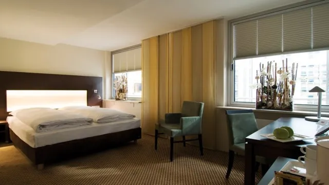 Leonardo Hotel Munich City Center photo 2