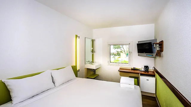 Days Hotel by Wyndham Wenyi Anhui photo 8