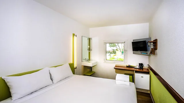 Days Hotel by Wyndham Wenyi Anhui photo 9