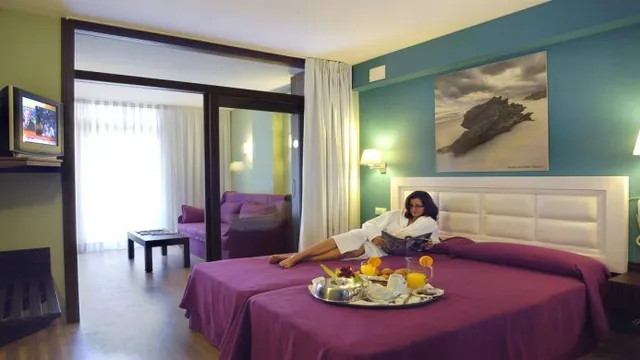 Fantasia Hotel Deluxe Kusadasi photo 1