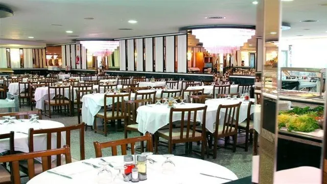 Fantasia Hotel Deluxe Kusadasi photo 3