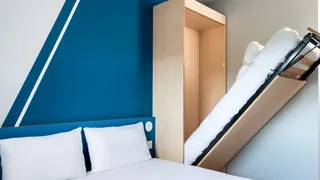 Days Inn by Wyndham Hillsborough