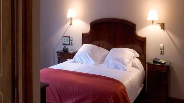 Hotel Royal Orchid Bengaluru photo 1