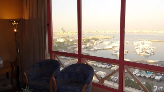 Days Hotel Manama photo 3