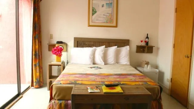 Orange Hill Beach Inn Nassau photo 1