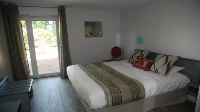 Hotel Les Printanieres photo 2