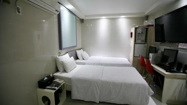 NH Brescia Hotel photo 2