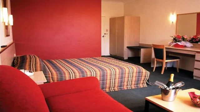 Days Inn by Wyndham Jersey City / NYC Area photo 1