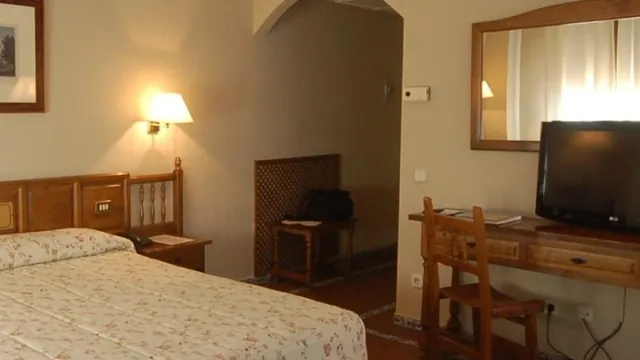 Mayoral Hotel Toledo photo 2