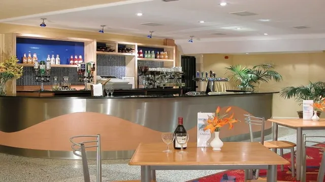 Britannia Roundhouse Hotel-Bournemouth photo 2