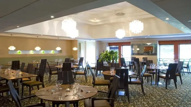 Hilton Hotel Northampton photo 2